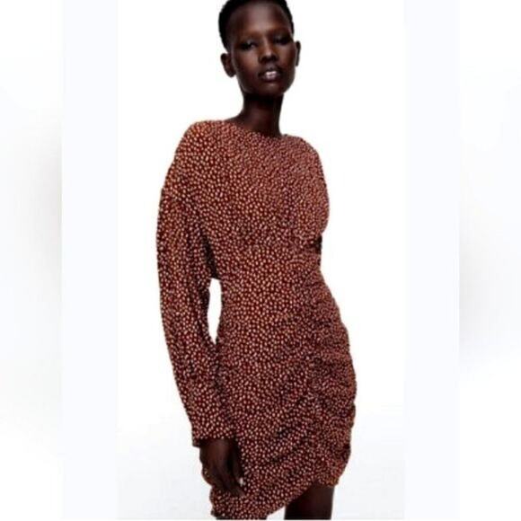 Zara Dresses & Skirts - Zara Round Neck Long Sleeve Mini Dress Ruched Drape Burgundy Size Small